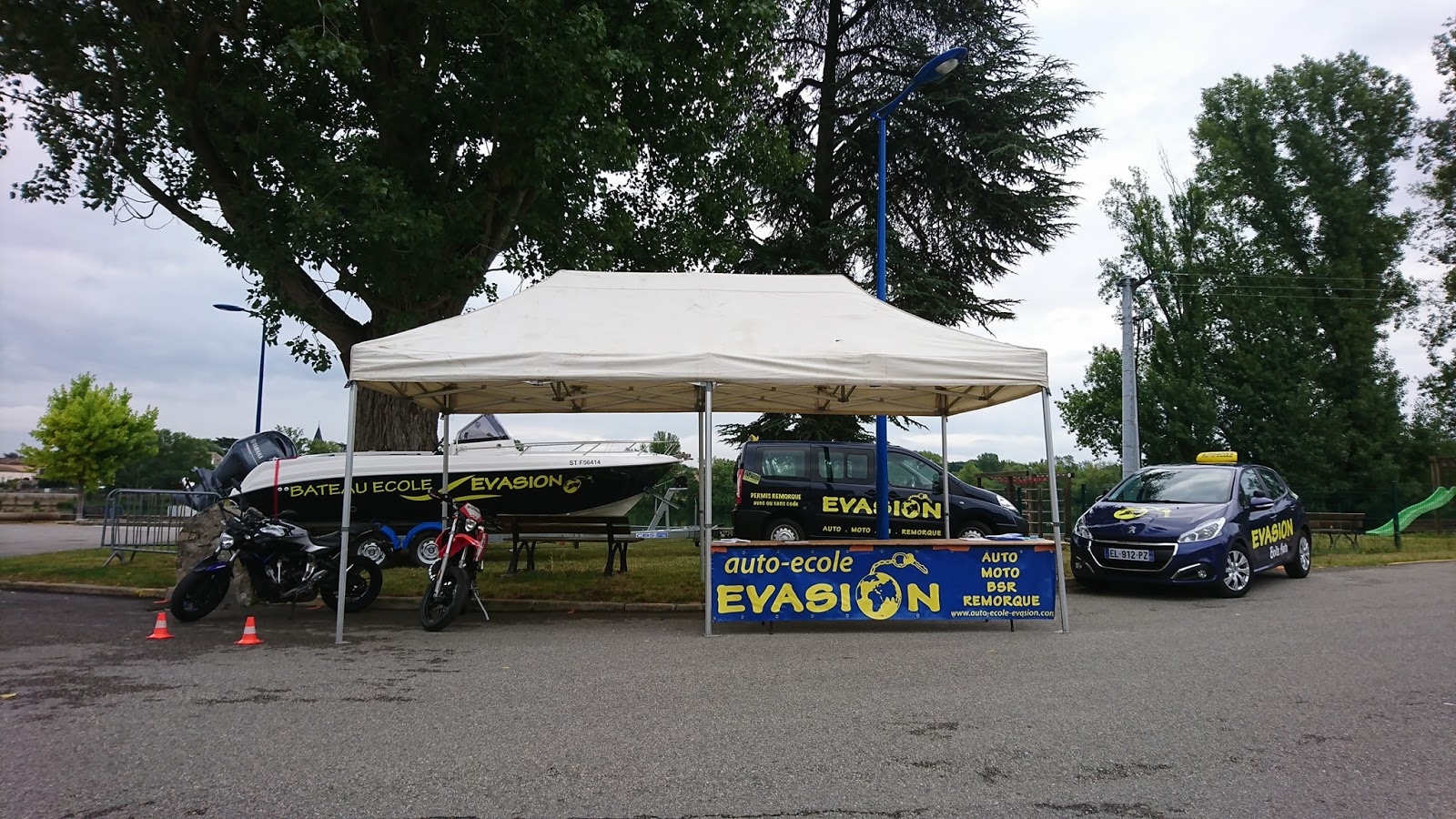 Evasion auto-moto-bateau-remorque