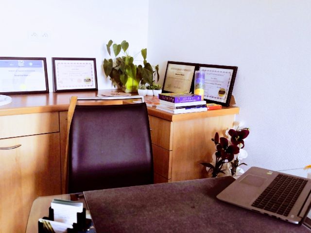 Séverine Ribaux coach certifiée Hypnose Ericksonienne - PNL- Stress management - Coaching - Saint-Julien-en-Genevois