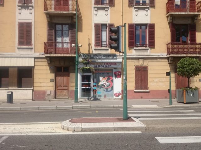 AUTO ECOLE 3 RENARDS - Tassin-la-Demi-Lune - +33 4 78 34 14 07