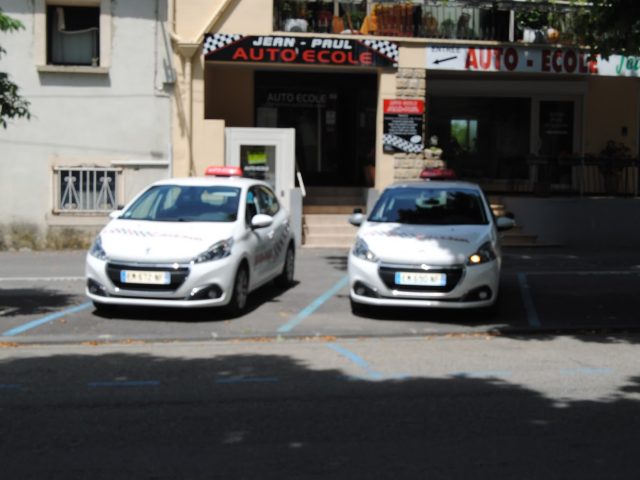 Auto-Ecole Jean-Paul - Valréas - +33 4 90 46 57 63