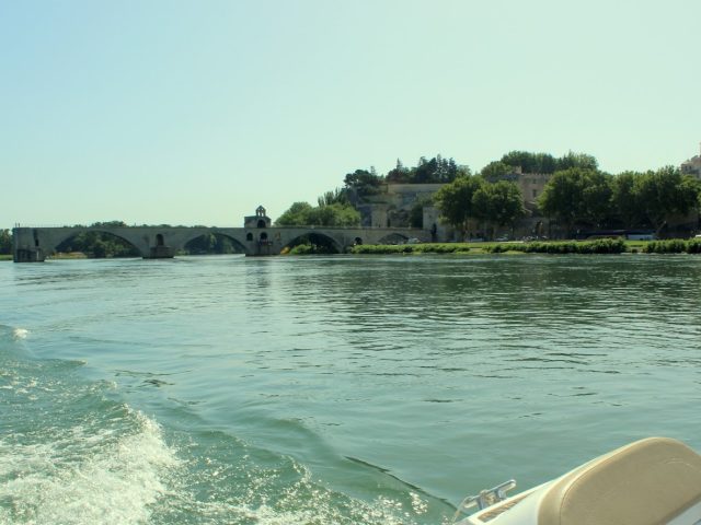 ABC Bateau Ecole - Villeneuve-lès-Avignon - +33 9 65 04 70 87