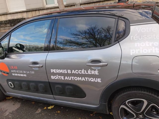 Auto Ecole De La Clef - Élancourt - +33 1 30 43 68 43
