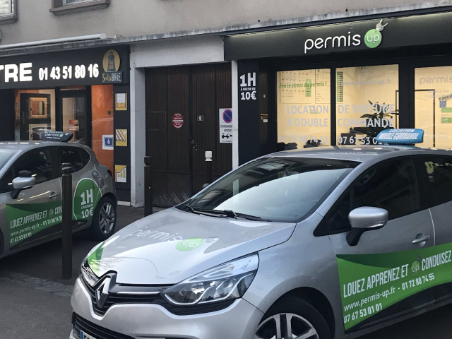 Permis UP - Livry-Gargan (93) Location de Voiture à double commande - Livry-Gargan - +33 1 72 88 74 55