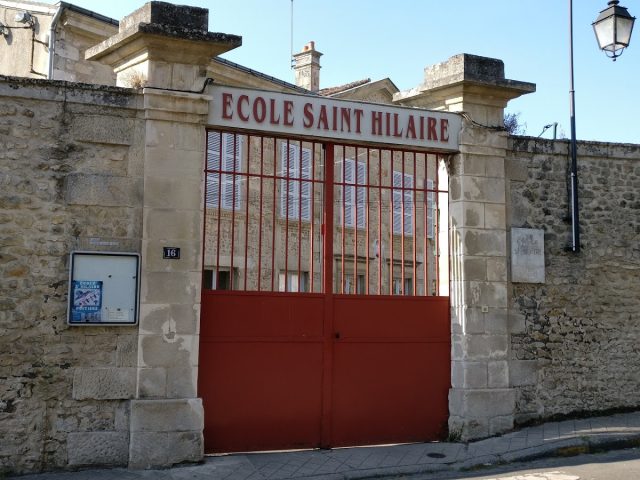 École Saint-Hilaire - Poitiers - +33 5 49 41 21 86