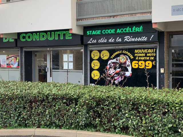 ECOLE DE CONDUITE PORTE DE L'AIN - Saint-Maurice-de-Beynost - +33 9 81 41 36 96
