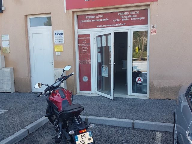 auto école Provence-Conduite - Rocbaron - +33 4 13 93 17 70