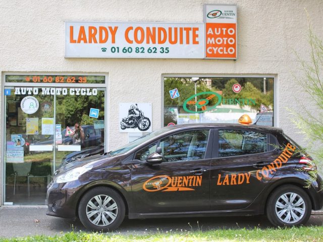 Auto Ecole Lardy Conduite - Essonne - Lardy - +33 1 60 82 62 35