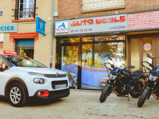 AUTO ECOLE LECLERC - Aulnay-sous-Bois - +33 1 41 70 35 35