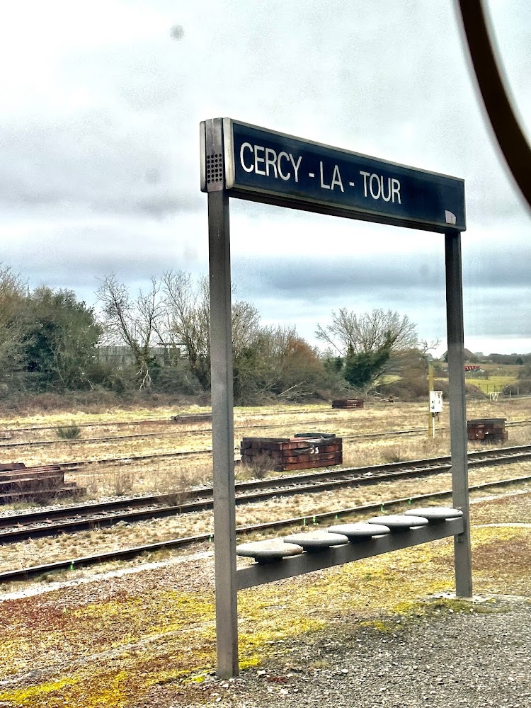 Gare de Cercy-la-Tour