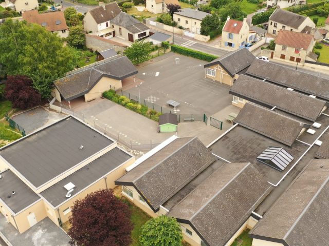 Ecole Hélène Moulin - Cambes-en-Plaine - +33 2 31 44 54 47