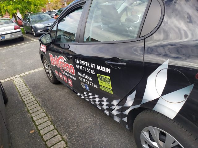 Auto École Bokreno - La Ferté-Saint-Aubin - +33 2 38 76 50 85