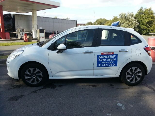 Modern'Auto-école - Grande-Synthe - +33 3 28 21 70 44