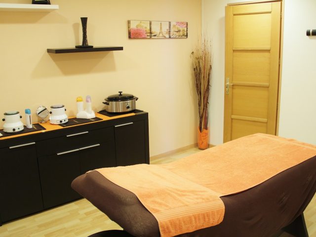 Institut Emilie Homme Femme - Villers-Cotterêts - +33 7 83 48 40 09