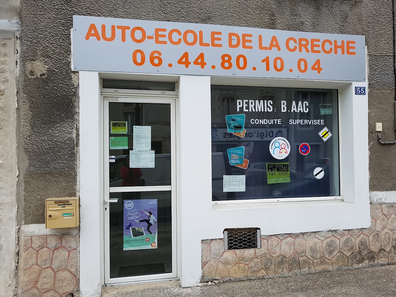 Auto école De La Crèche