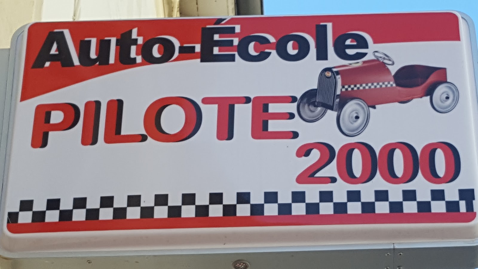 Pilote 2000