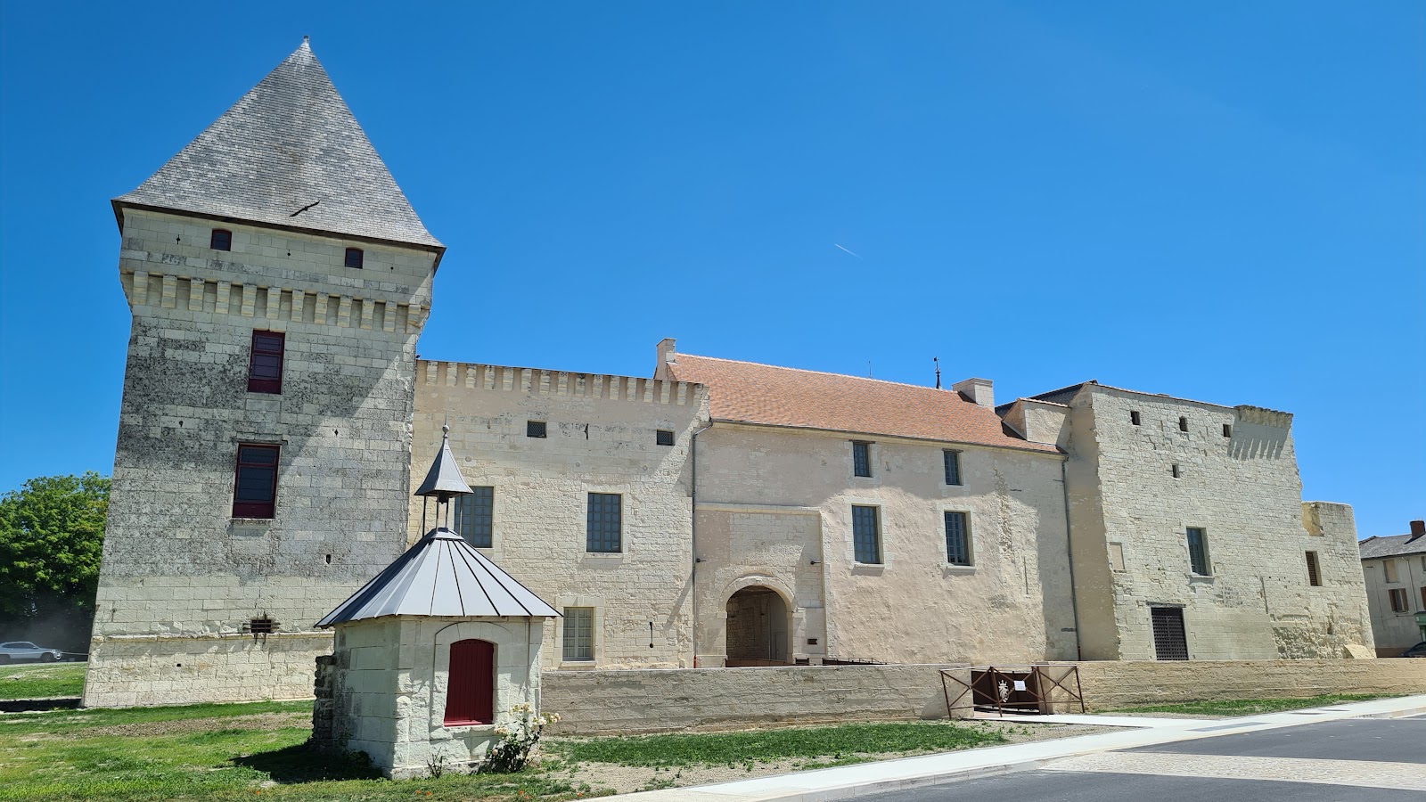 Monts-sur-Guesnes
