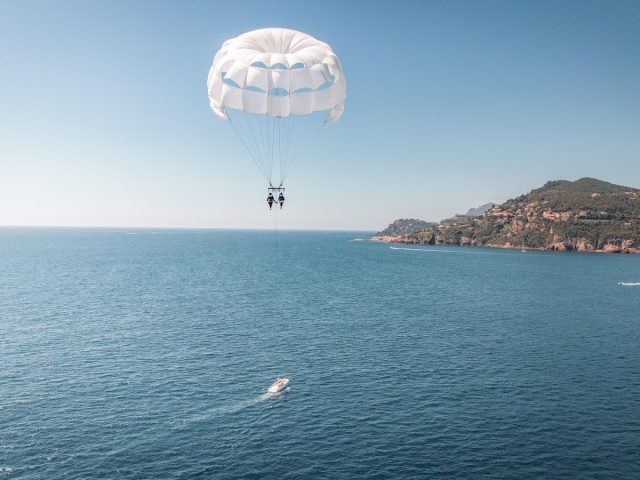 Parachute Ascensionnel | Juan-les-Pins | Antibes - Antibes - +33 6 33 29 55 66