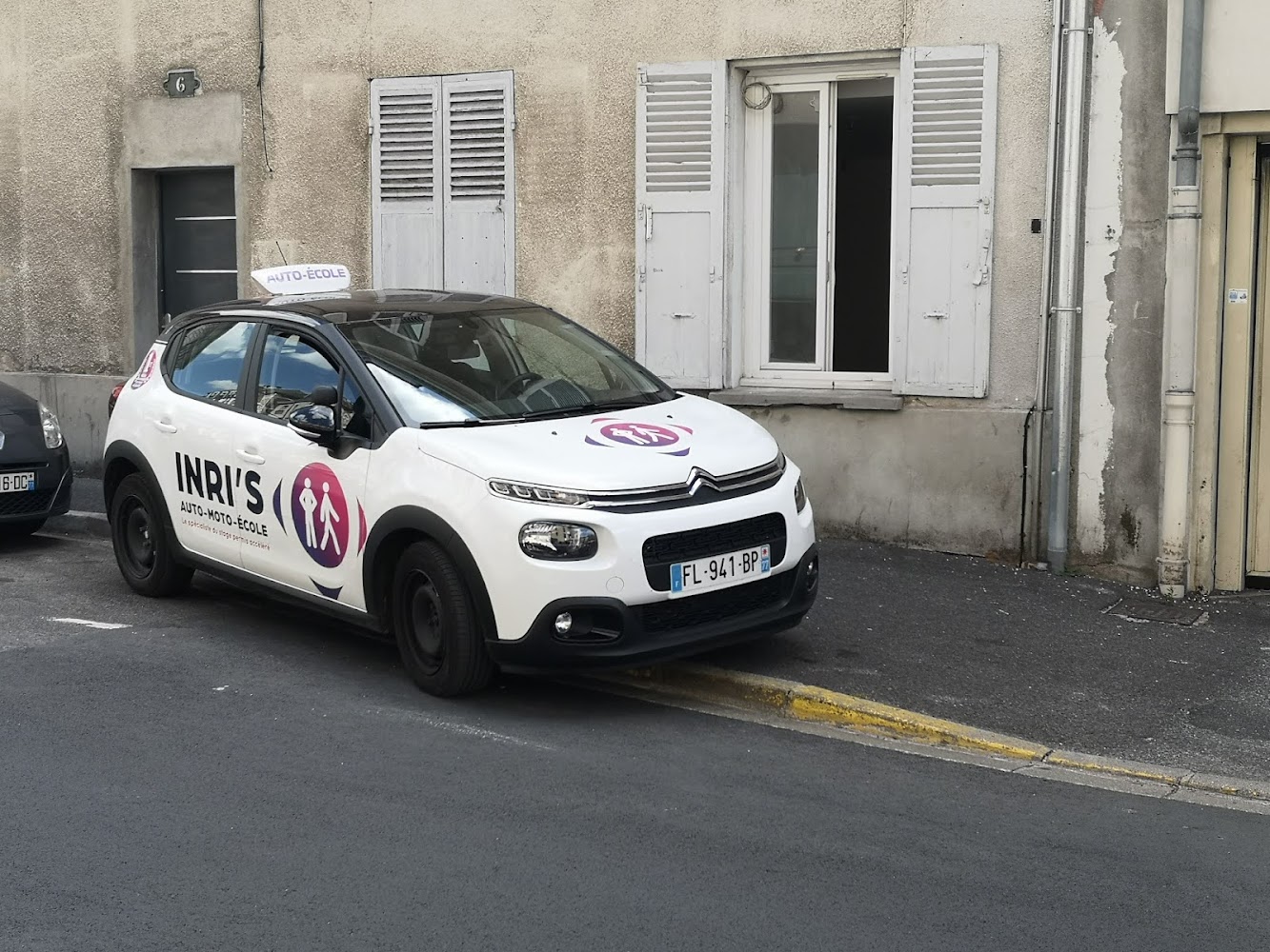 Auto-Ecole INRI'S Melun Centre - N°1 du Permis Accéléré