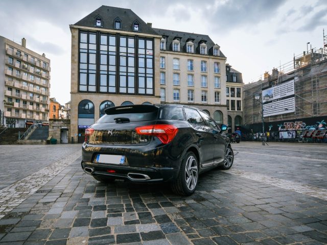 Chauffeur vtc & taxi 60 - Compiègne - +33 6 63 24 00 27