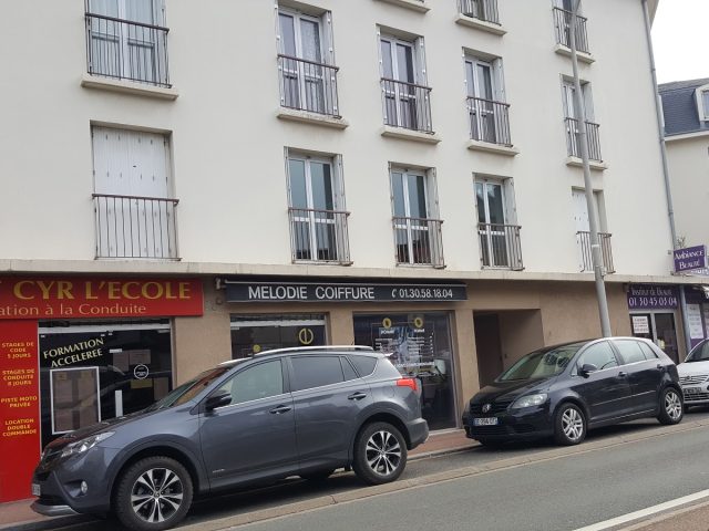 CFC Auto-Moto de Saint-Cyr - Saint-Cyr-l'École - +33 1 30 45 17 95