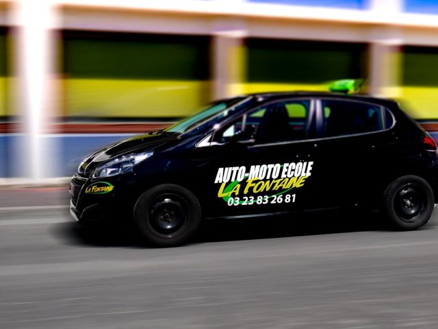 Auto-École Jean de la Fontaine - Château-Thierry - +33 3 23 83 26 81