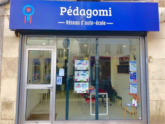 Auto-école Pédagomi Avron - Paris - +33 1 84 80 82 38