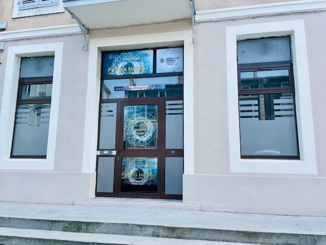 Bateau Ecole de l'Hermitage - Tournon-sur-Rhône - +33 6 20 82 65 79