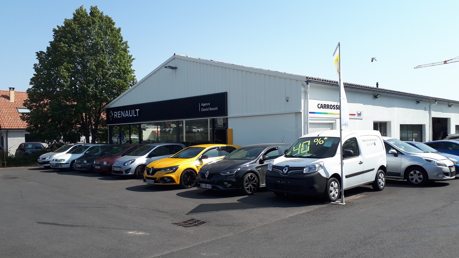 RENAULT GARAGE BASSOT
