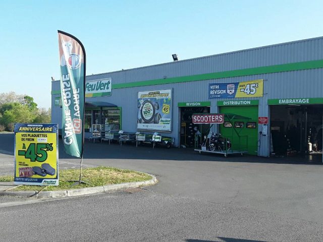 Feu Vert SAINTES CARREFOUR - Saintes - +33 5 46 94 13 13