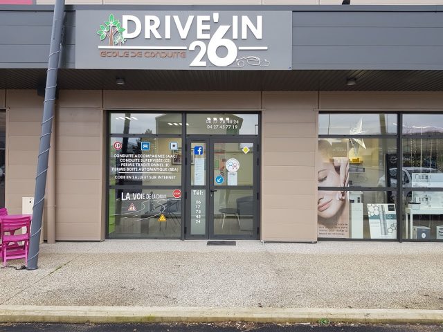 Ecole de conduite DRIVE'IN 26 - Châteauneuf-de-Galaure - +33 4 27 45 77 19