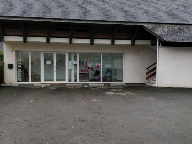 Auto-école NICOLAS Plescop - Plescop - +33 2 97 60 77 30
