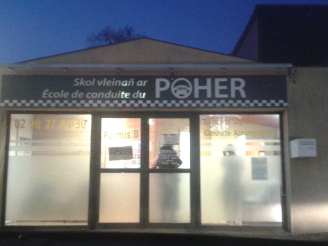 Ecole de conduite du Poher - Carhaix-Plouguer - +33 2 98 27 44 30