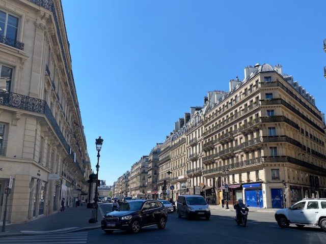 Boutique Fursac Opéra - Paris - +33 1 53 43 05 00