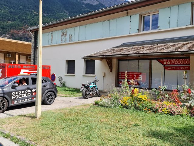 Auto moto école Picolo - Le Bourg-d'Oisans - +33 4 76 11 35 67