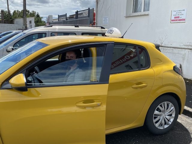 Auto-école des 3 Rivières - Tiercé - +33 6 85 23 52 91