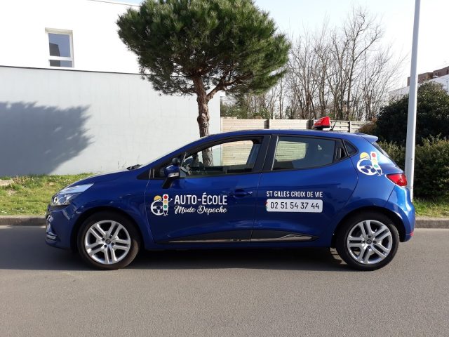 Auto école mode depeche - Saint-Gilles-Croix-de-Vie - +33 2 51 54 37 44
