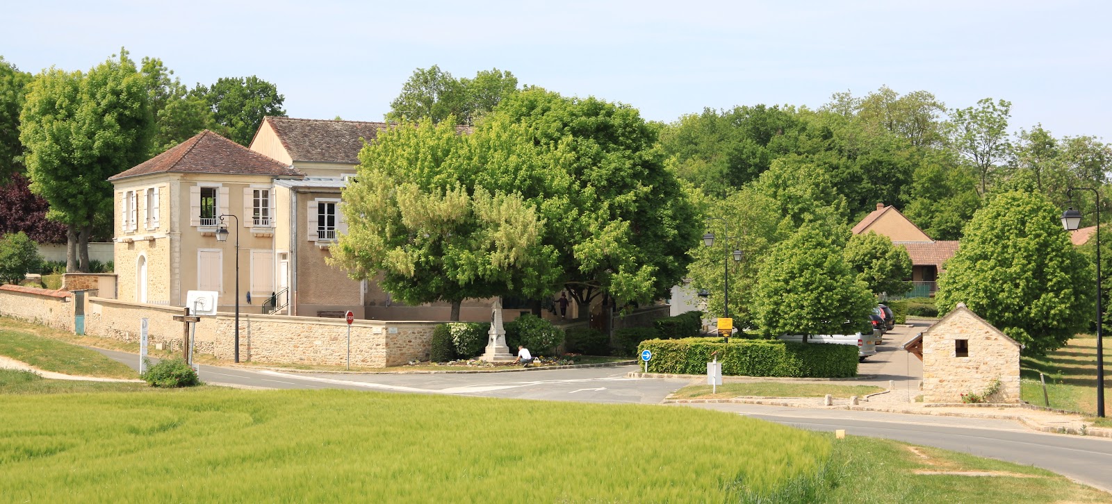 Mairie Saint-Sauveur-sur-École