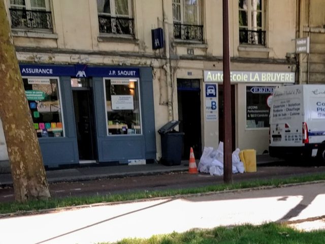 Auto Ecole La Bruyère - Versailles - +33 1 30 21 70 09