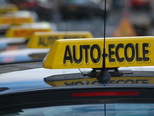 Auto Ecole Mat'Conduite - Vimy - +33 9 80 57 03 66