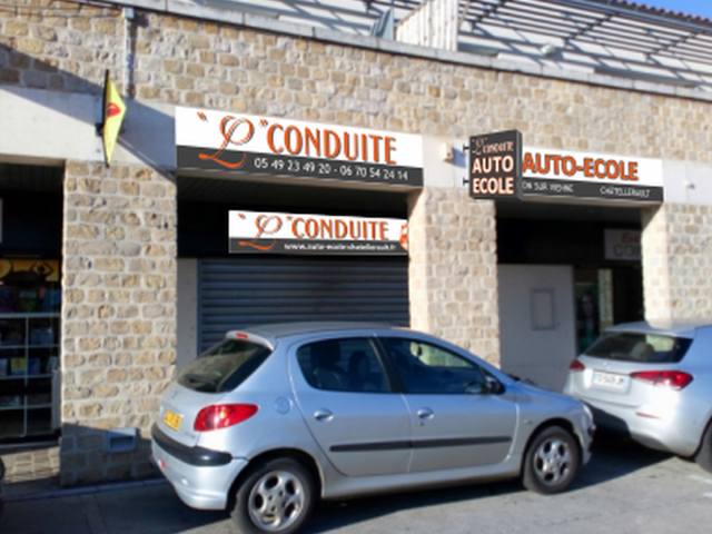L Conduite - Châtellerault - +33 5 49 21 46 19