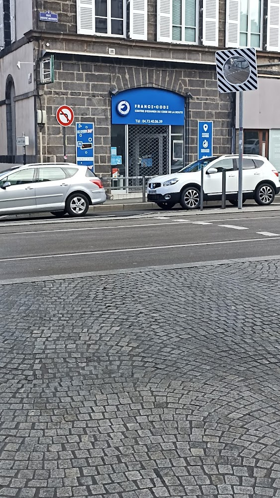 France Code Clermont Ferrand