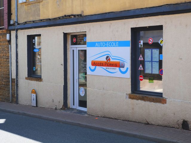 Auto-école Start Ouest - Val d'Oingt - +33 4 26 55 24 40
