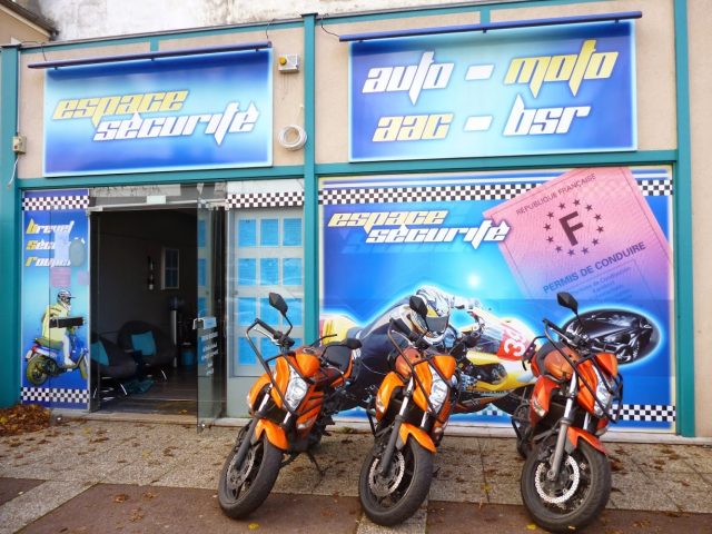 Auto-école Espace Sécurité - Corbeil-Essonnes - +33 1 60 88 46 87