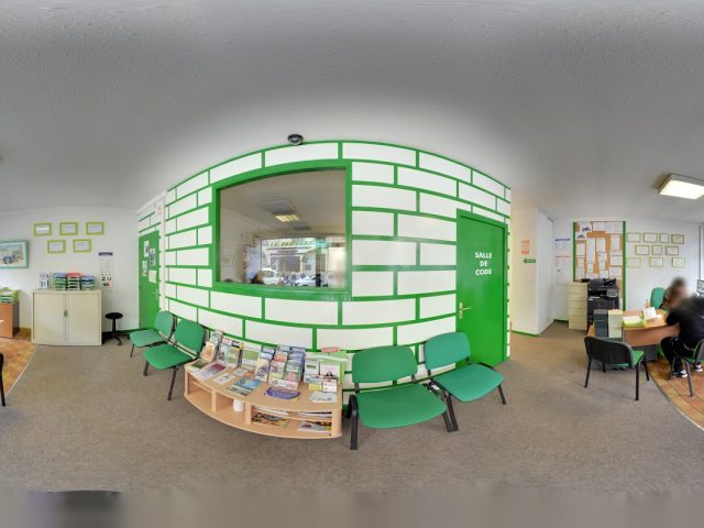 Auto Ecole Le Feu Vert - Pézenas - +33 4 67 98 83 54