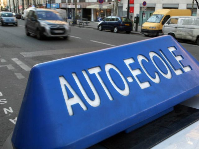Top Conduite Issy-les-Moulineaux | Auto-École à Issy-les-Moulineaux - Issy-les-Moulineaux - +33 1 85 53 46 48