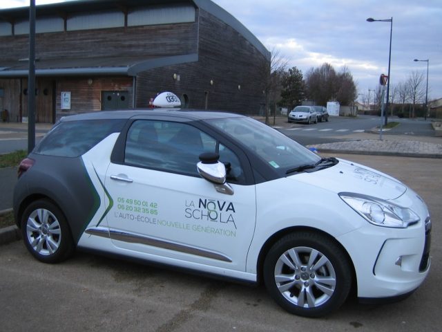 LA NOVA SCHOLA - Neuville-de-Poitou - +33 6 20 32 35 85