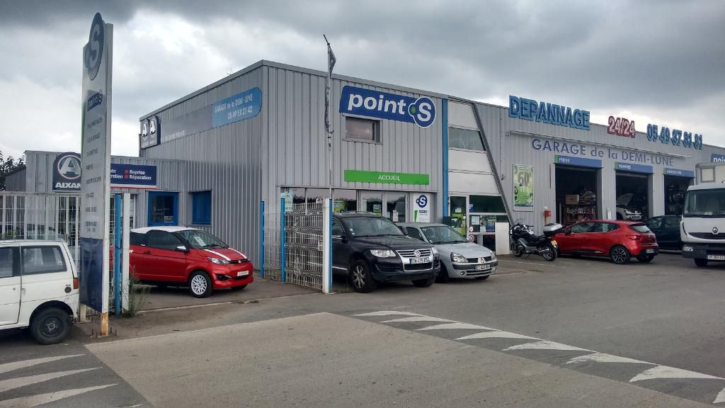 Garage Demi-Lune Aixam Poitiers