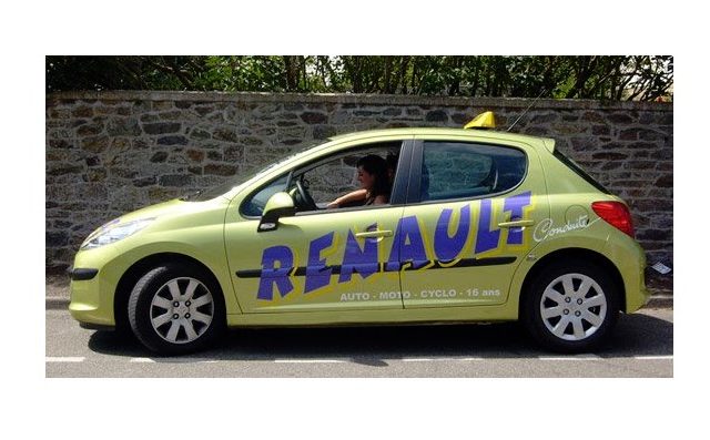 Auto Moto Ecole Renault Conduite - Tréguier - +33 2 96 92 22 38
