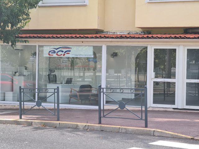ECF SAINT-RAPHAËL - VALESCURE - Saint-Raphaël - +33 4 94 17 28 18