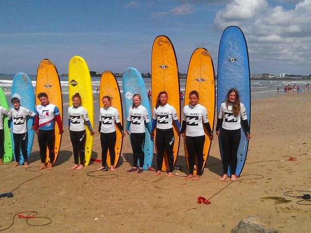 École de Surf Semvie nautisme - Saint-Gilles-Croix-de-Vie - +33 2 51 60 11 11